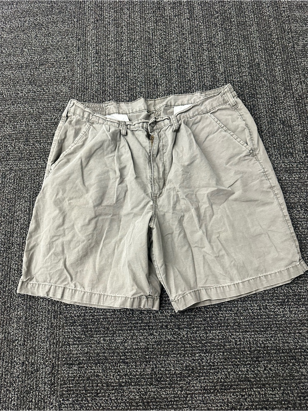 Wrangler Men's 38 Gray Cotton Chino Shorts Inseam 8” Flat Front Slash Pockets